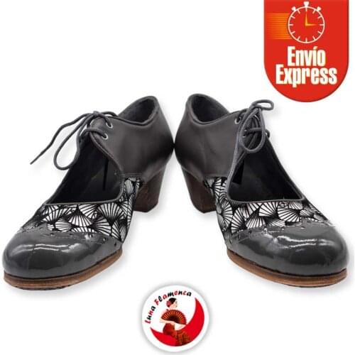 Flamenco shoes, women shoes, dance shoes, women heels, flamenco dance, handmade shoes