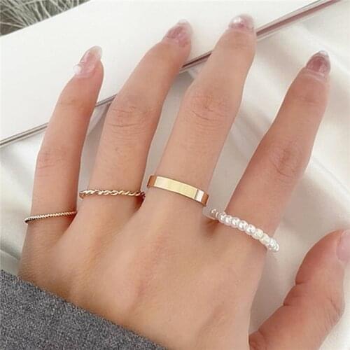 Modyle Trendy Gold Sliver Color Pearl Chain Rings Set For Women Fashion Geometric Twist Wedding Ring 2021 Party Jewelry