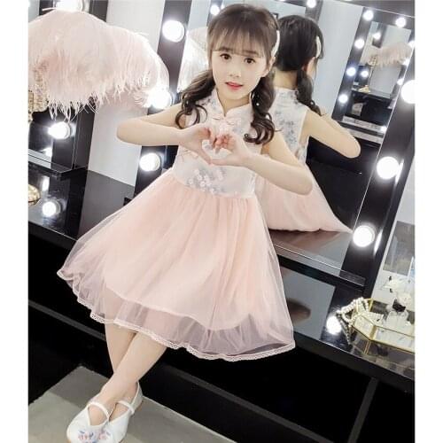 Girls dress new summer childrens style fluffy skirt embroidered fashion girl explosion section round neck mesh princess dress
