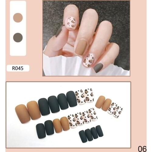 Nail Art Fake Nails Stiletto Tips Clear Press on Long False with Glue Coffin Stick Display Full Cover Artificial Designs Matte