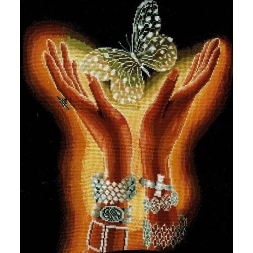 Cheap Needlepoint Crystal Butterfly Cross Stitch Dress Embroidery Designs with 100% Cotton Floss & Free Shipping for Home Decor