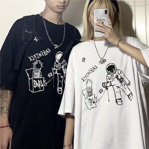 2021 Summer New Couple Outfit Ins Harajuku European And American Style Short-sleeved T-shirt Female Fun Spaceman Sketch Printing