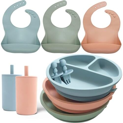 5pcs Gift Set Food Grade Waterproof Baby Bibs Fork Spoon Dishes Plate Bowl With Suction Cup Straw Cup Baby Feeding Supplies