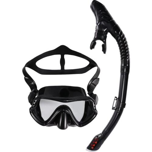Diving Mask and Snorkel Leakproof Diving Snorkel Set Anti-Fog Goggles Set Comfortable Scuba Diving Glasses with Head Strap