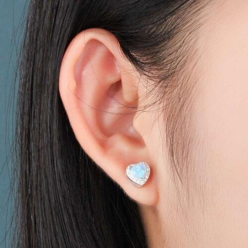 Modern Women Earrings Elegant Heart Crystal Rhinestones Stud Earrings For Women Fashion Earrings Jewelry Gift