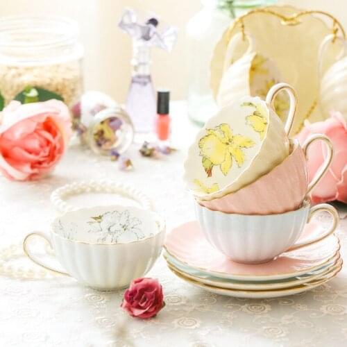 European-style Porcelain Coffee Cup with Saucer Set Household Elegant Creative Ceramic Afternoon Tea Cup Drinkware Wedding Gift