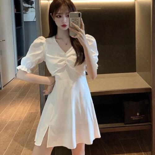 2021 Summer New French Sexy Split Vintage Hepburn V Neck Waist Closing Bubble Sleeve Slim Dress