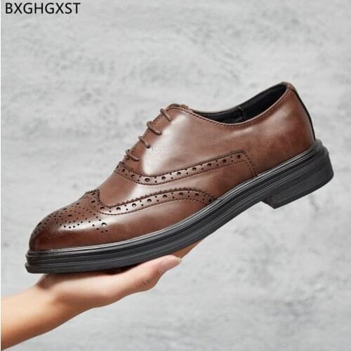 Oxford Wedding Shoes for Men 2021 Black Man Brogue Men Dress Shoes Mens Fashion Luxury Brand Shoes for Man Chaussure De Homme