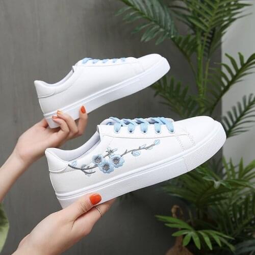 Fashion Embroider Breathble Vulcanized Shoes Women Sneakers Pu Leather Platform Shoes Women Lace Up Casual Shoes 544