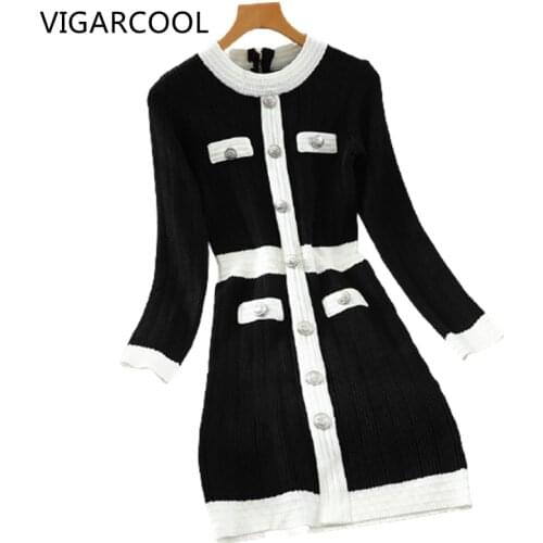 Autumn fashion Temperament small fragrance knitted Dress round neck slim slimming Hepburn style knitted sexy black Dress Women