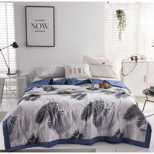 Summer Cotton Quilt Gray Printed Leaf Air-Conditioning Quilt Blanket Throw Quilt Soft Breathable Blanket For Bed Travel Blanket