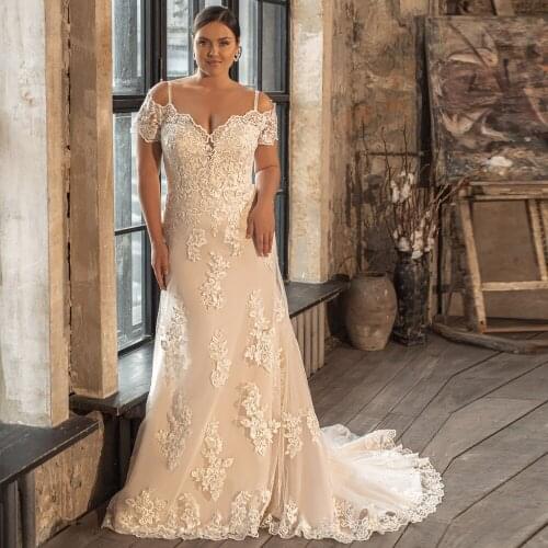 Vestidos Elegant Wedding Dresses Netting Appliques V-Neck Short Sleeve Covered Button Plus Size Mermaid Bridal Gowns