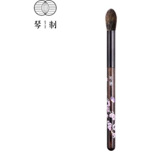 QINZHI Professional Handmade Make Up Brush H209 Small Highlighter Brush Soft Canadian Squirrel Hair Makeup Brushes