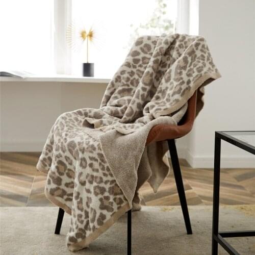Winter Thick Warm Throw Blanket Jacquard Elegant Stripe Edge Delicate Leopard Knitted Cozy Plaid Blankets for Beds Bed Spread