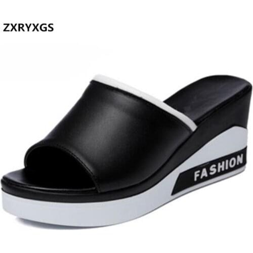 Hot Selling 2019 New Summer Leather Sandals Comfotable Wedges Casual Shoes Woman Sandals Fashion Thick Bottom Leather Slippers