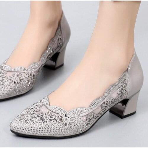 Spring Summer Fashion Hollow Out Genuine Leather Pumps Women Shoes Med Heels Square Heel Mesh Ladies Office Shoes Crystal