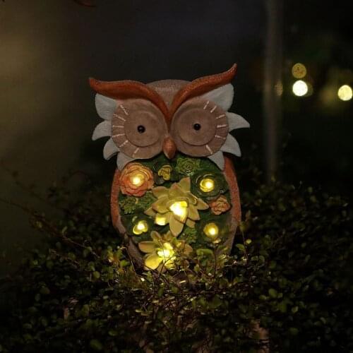 2021 Garden Statue Owl Figurine Resin Statue With Solar LED Lights For Patio Yard Art Decor Lawn Ornaments Garden Solar Lights