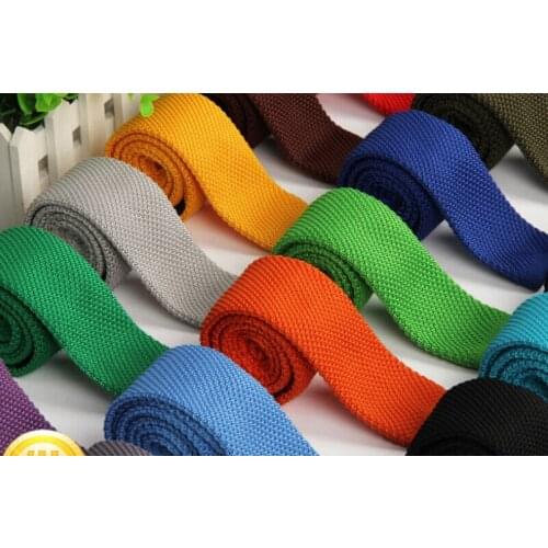 2018 free shipping casual korean narrow super-solid different colours knit tie /businessmen ties/mens neck tie for wedding