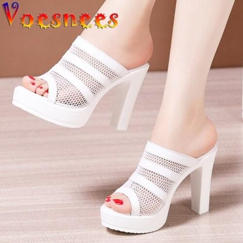 Korean Style Cutout Mesh Slippers Comfortable Breathable Peep Toe Square Heel Sandals Platform Walk Show High Heel Women Shoes