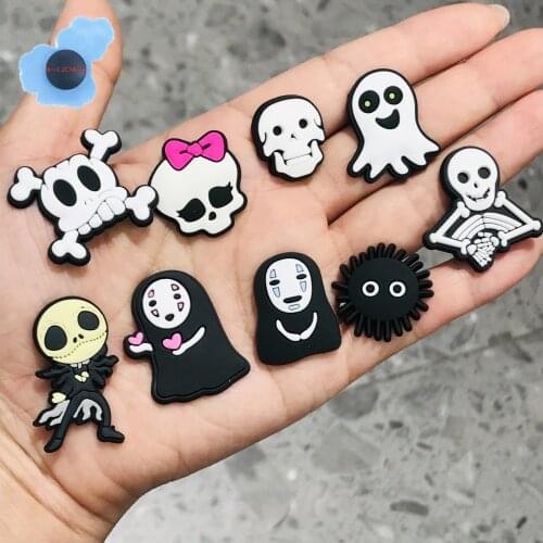 50Pcs Spirited&Away Skulls Ghost Funny Japan Icon Shoe Charms Accessories Croc Jibz No Face Man Garden Shoes Decor for Kids Gift