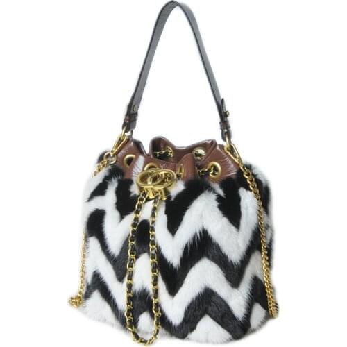 2020 New Mink Fur Bucket Bag Lady Single-Shoulder Cowhide Wrist Bag High-End Wave Pattern Real Fur keyChain Bags Women Backpacks