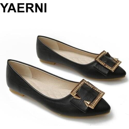 YAERNI Woman Flat Shoes Crystal Fashion Flats Women Slip On Loafers Ballet Shoes Ladies Casual Leather Footwear New Plus Size