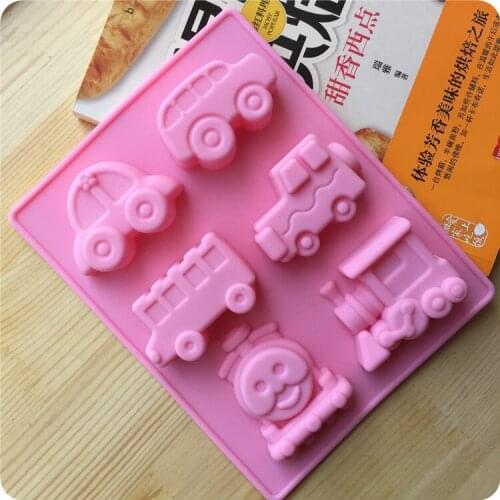 Luyou 1pcs Car Silicone Ice Trays Mold Children Candy Chocolate Pudding Cake Mold Cake Baking Tools FM1835