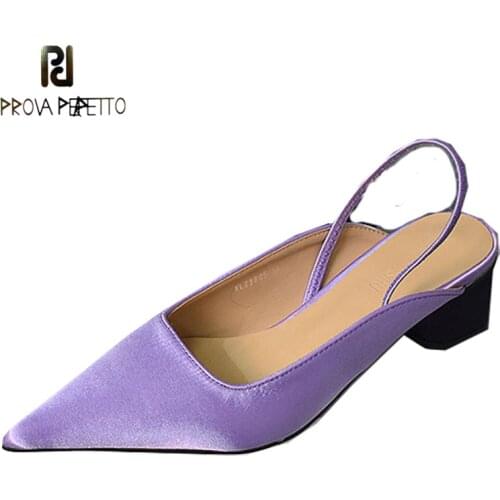 Fashion Sandals Womens Autumn 2021 New Style Thick Heel Pointed Back Strap Niche Temperament Fashion All-match Single Shoes