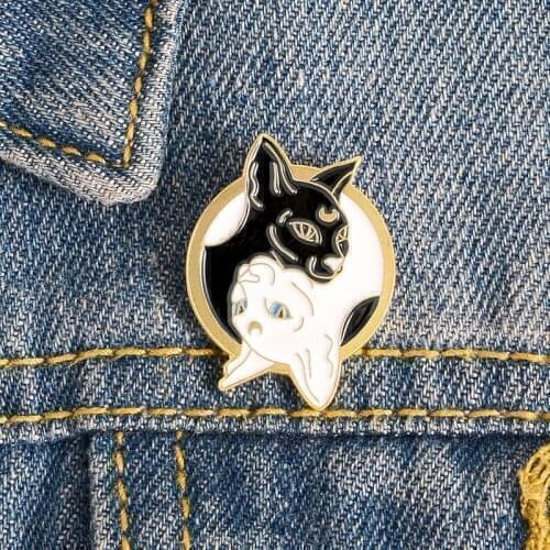 High Quality Cartoon Black White Hairless Cats Enamel Brooches Wholesale Lovely Dress Lapel Bags Alloy Jewelry Badge Gift