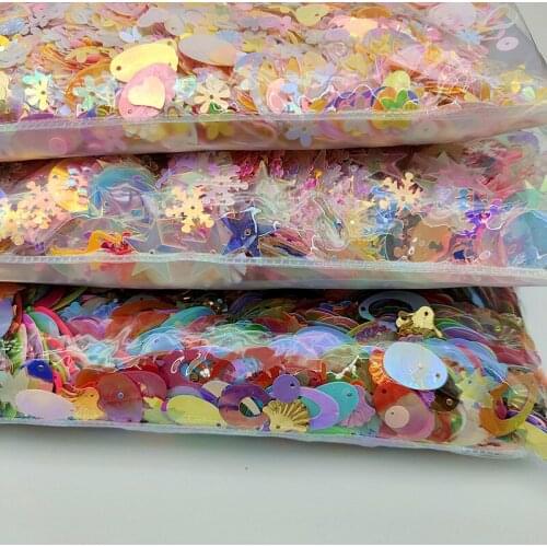 10-20g Random Mix Color Bulk Large Sequins Flower-shaped Snowflake Crystal Glitter PVC Crafts Decoration DIY Accessories 4-15mm