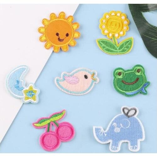 20pcs Cartoon Frog Sun Bird Elephant Kids parches bordados Embroidered Patch Patches Iron On Patch For Clothing Jacket Patchwork