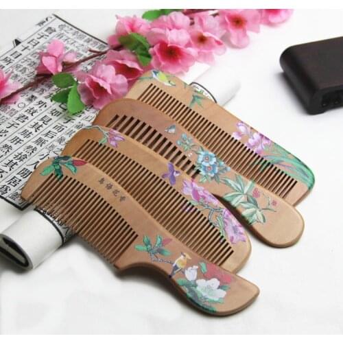 1pcs Natural Peach Solid Wood Comb Engraved Peach Wood Healthy Massage Anti-Static Comb Hair Care Tool Beauty Accessories