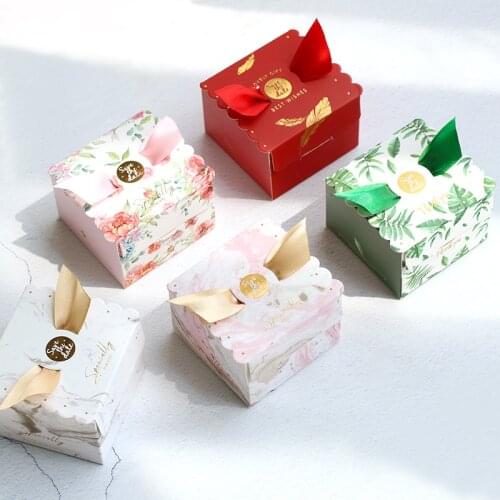 New Multicolor Wedding Candy Box Gift Bag Wedding Favors and Gifts Box Baby Shower Happy Birthday Paper Box Party Supplies
