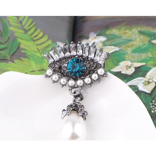 TODOX Brooch Fashion beauty Women gold Zinc Alloy crystal exquisite spider birds animal pins garment accessory activity party