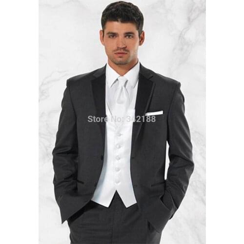 TOP SALE/free ship Top selling White Groom Tuxedos Peak Lapel Groomsmen Best Man Men Wedding Suits Prom/Formal/Bridegroom Suitwe