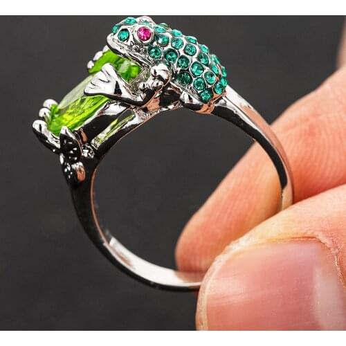 Fashion Vintage Green Cubic Zircon Frog Crystal Finger Rings For Women Personality Silver Color Animal Wedding rings Jewelry
