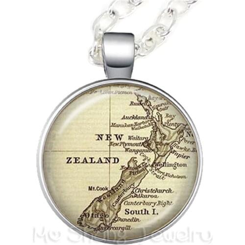 Globe Map Of The World New Trendy Retro Pendant Keychain World Travel Curved Glass Adventurer Gift For Friends