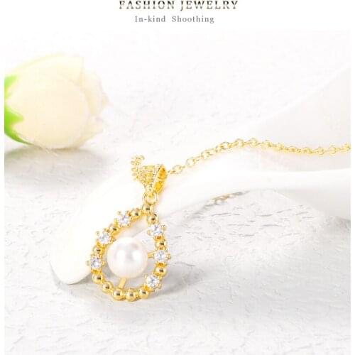 Simple geometric personality creative necklace Copper inlaid zirconium pearl necklace Fashion pendant jewelry