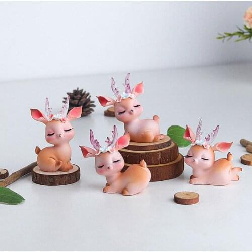 Desktop Fawn Statue Room Decor Animal Sculpture Shelf Decor Modern Resin Miniature Figurines Home Decoration Accessories Desk