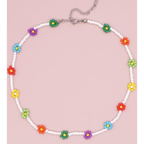 Go2Boho Daisy Flower Choker Necklace for Women White Beaded Necklaces Boho Y2K Jewelry Colorful Collares Stainless Steel Clasp