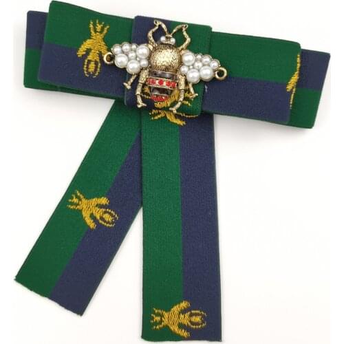 Bow Brooch For Women Fabric Strip Elegant bee Occupation Shirt Collar Tie Embroidery Bee Brooches Pin Jewelry