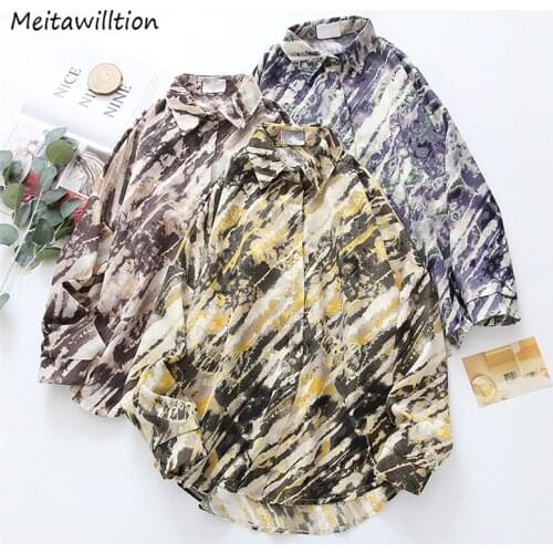 Women Vintage Print Blouse Shirt 2020 Autumn Loose Long Sleeve Turn-down Collar Shirts Elegant Korean Office Tops