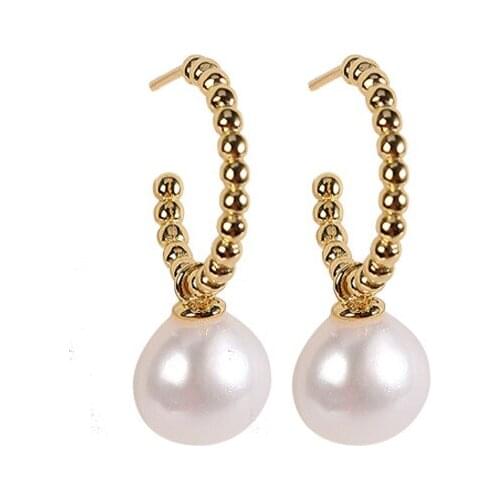 S925 sterling silver gold plated natural pearl personality affordable luxury Lady temperament ear stud earring