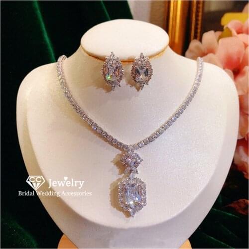 CC Necklace Stud Earring Set Fine Jewelry Sets Wedding Accessories for Women Bride 925 Sterling Silver Geometeric Shape CCAS221