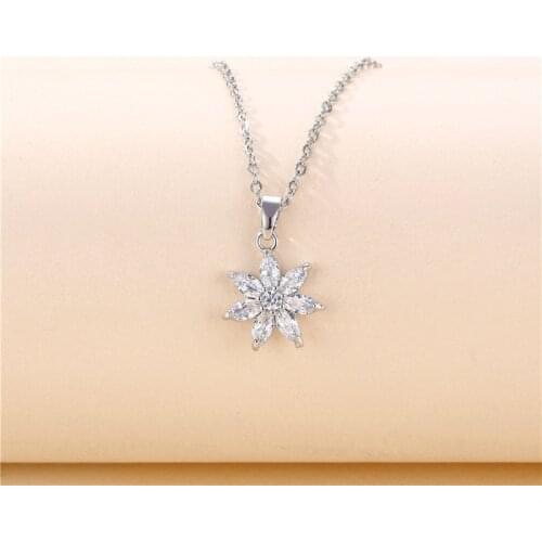 Dainty Snowflake White Zircon Necklace Tiny Crystal Stone Flower Pendant Necklaces For Women Silver Color Chain Wedding Necklace
