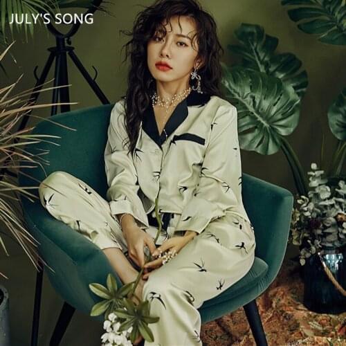 JULYS SONG Stain Woman Pajamas Set 2 Pieces Bird Swallow Print Sleepwear Spring Autumn Elegant Retro Lapel Pyjamas Homewear