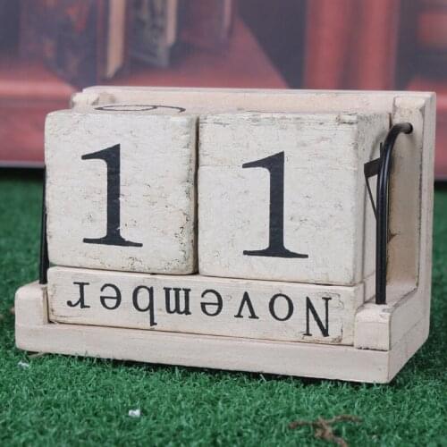 Vintage Style Perpetual Calendar Wood Block Home Office Desktop Decoration 2019ing