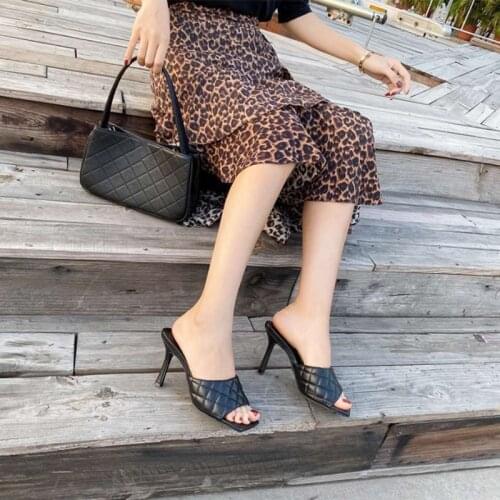 For Summer rhombus grid leather square bottom high-heeled sandals new flip-flop womens shoes open toe Roman shoes