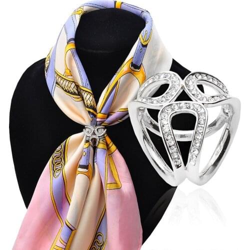 2Pcs Stylish Crystal Scarf Ring Scarf Slide Buckle Clip Wrap Holder Women Ladies Jewelry Accessory for Party