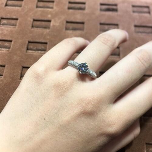 Solid 925 Sterling Silver Round Brilliant Cut 1 Carat D Color Moissanite Ring Diamond Test Past Engagement Ring Women Jewelry